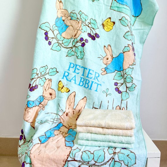 Bundle of 3 NWOT Peter Rabbits Towels-1 Bath Beach Towel+2 Oversized Hand Towels - Picture 1 of 5